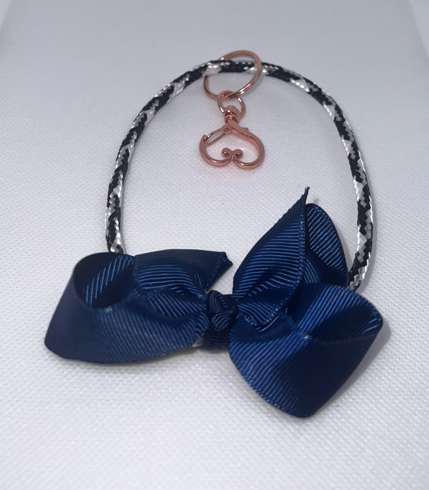🤭Bow Wristlet Keychain💕