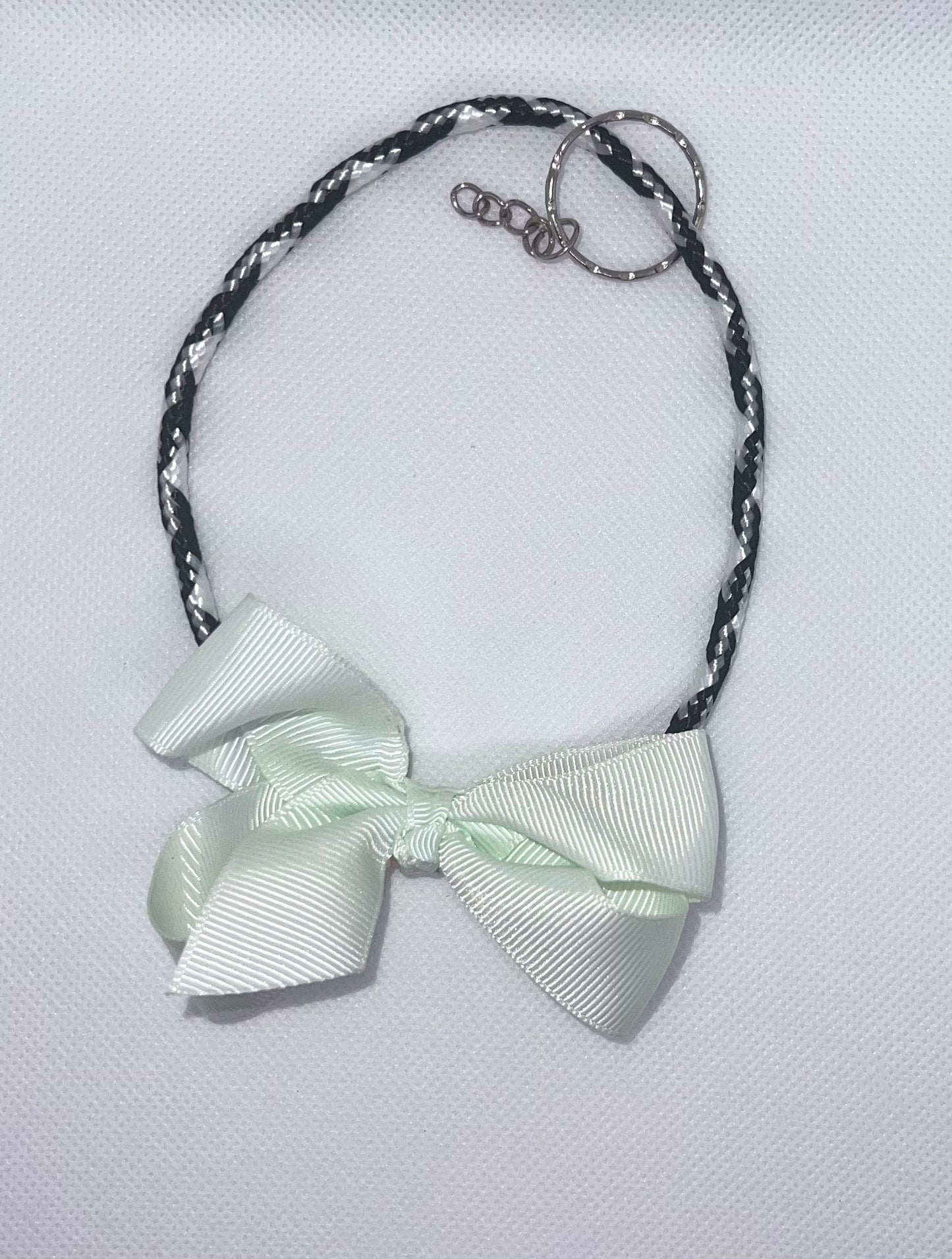 🤭Bow Wristlet Keychain💕