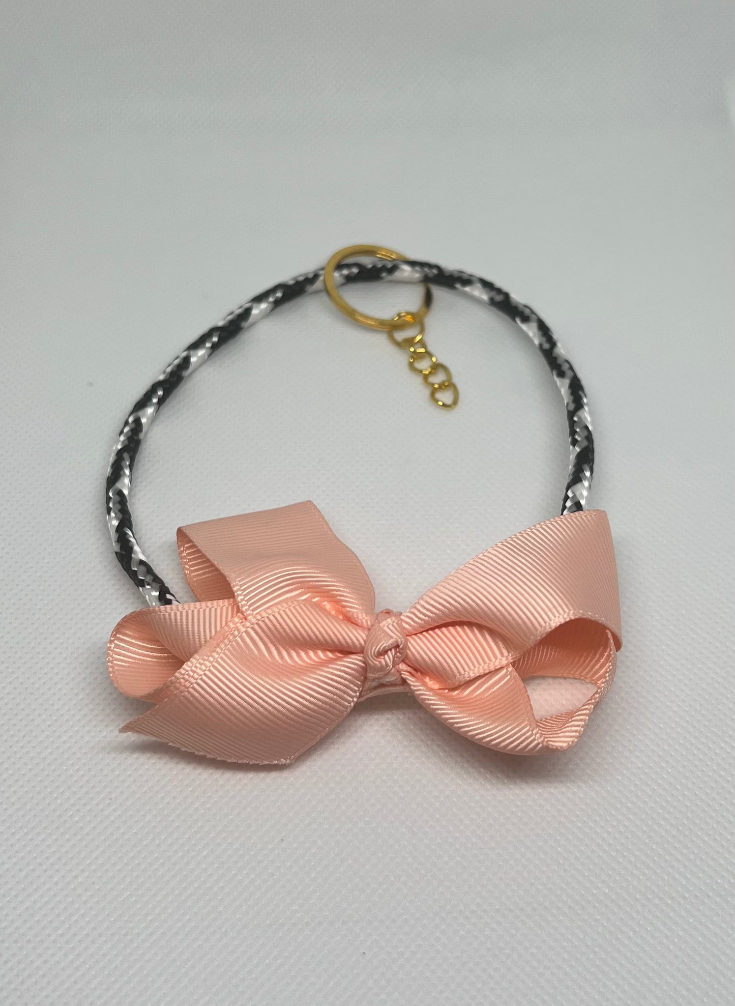 🤭Bow Wristlet Keychain💕