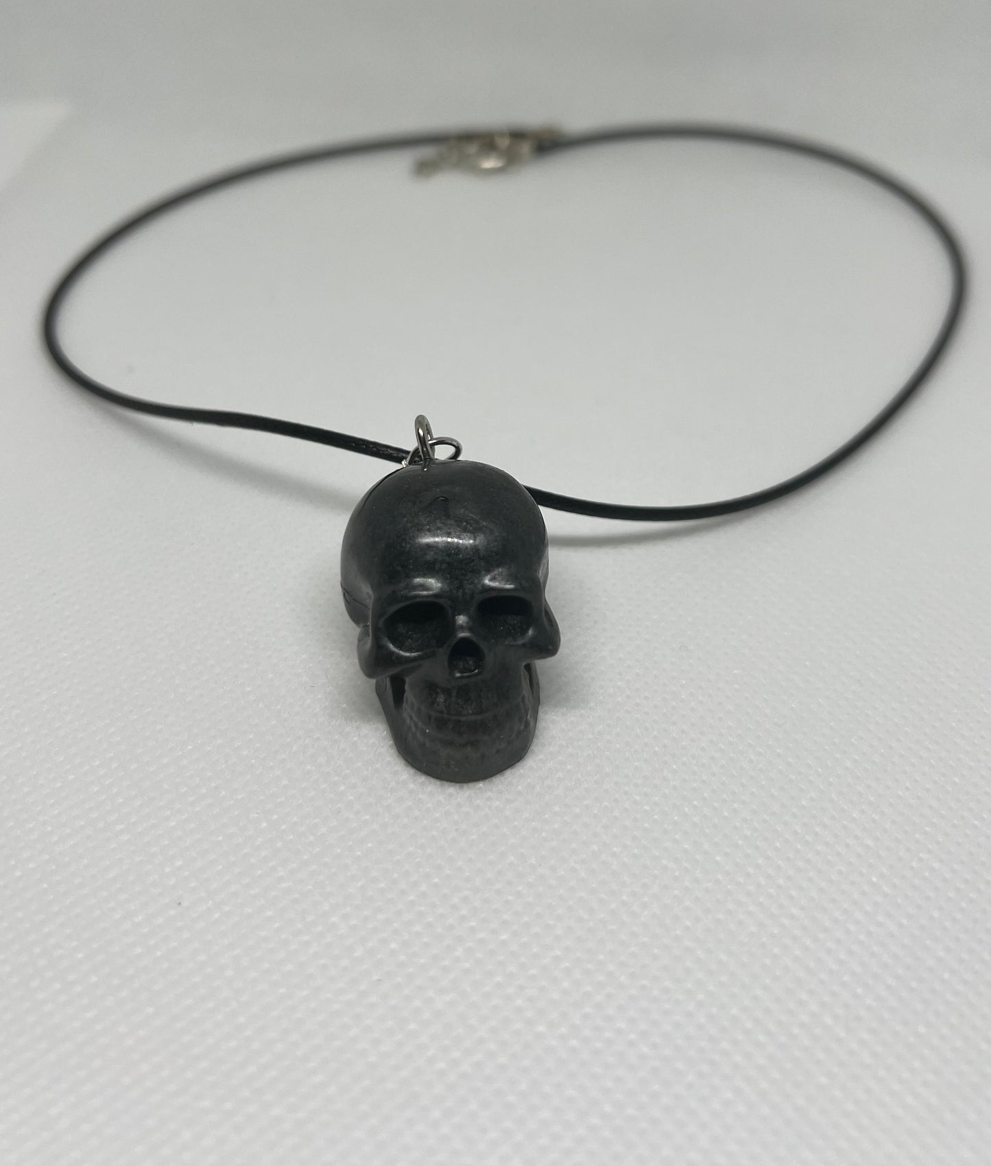 Scull Shape Resins Necklace💀🩶