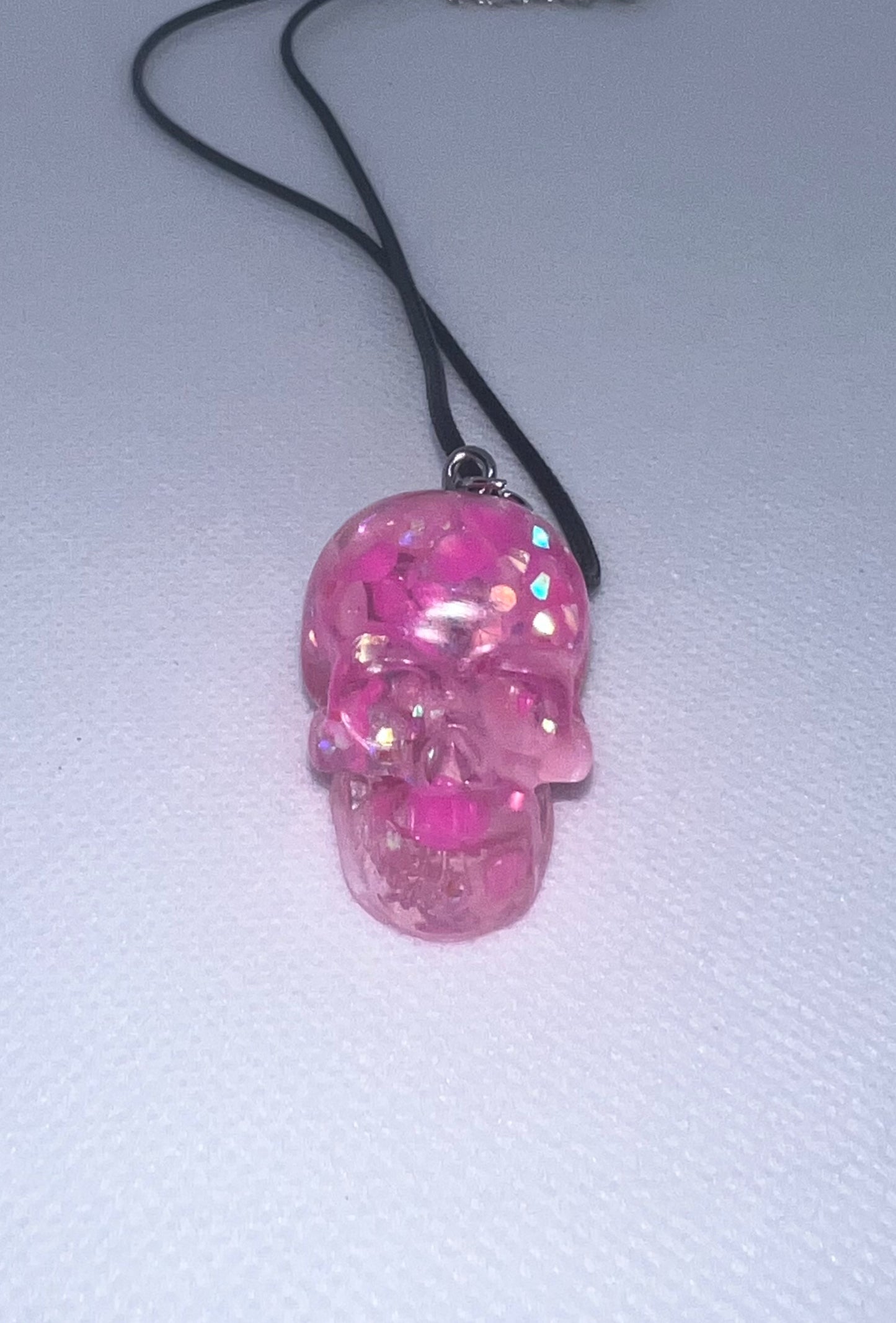 Scull Shape Resins Necklace💀🩶