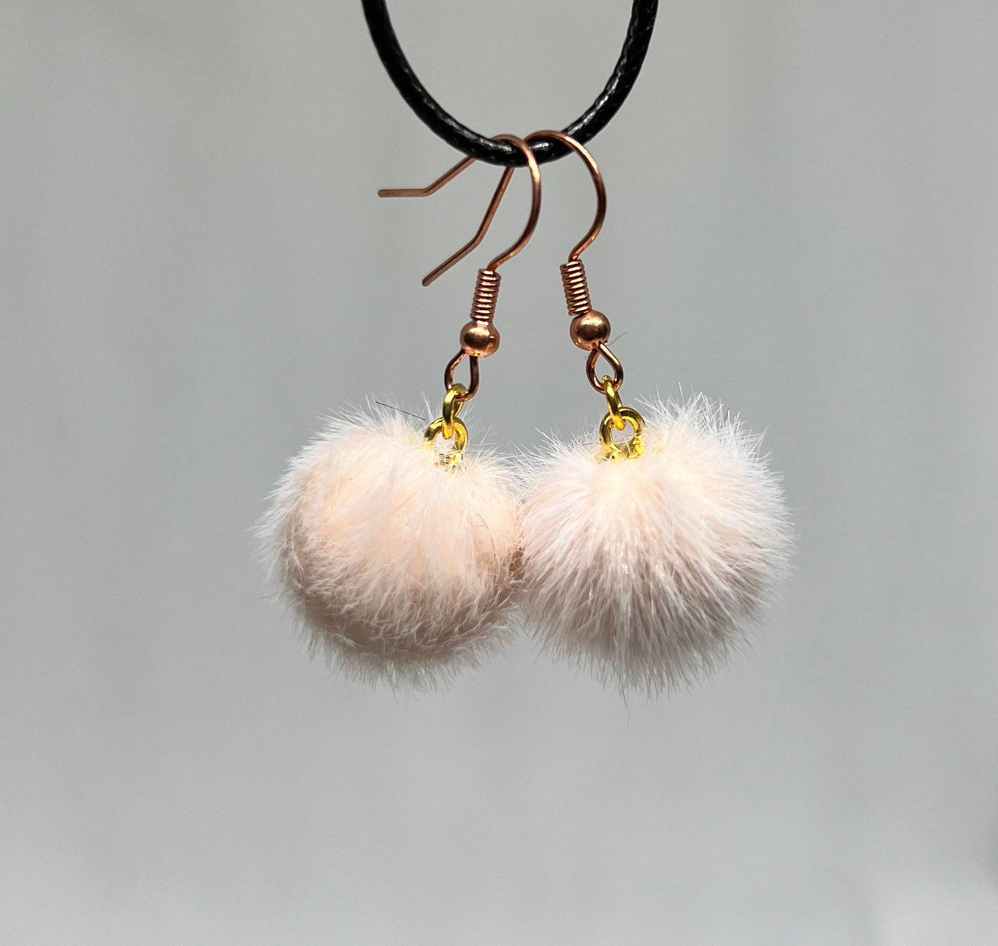 POMPOM Earrings🥰