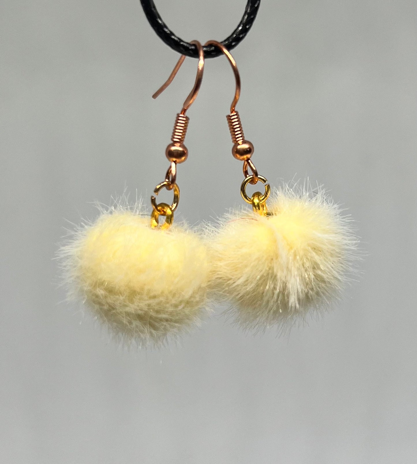 POMPOM Earrings🥰