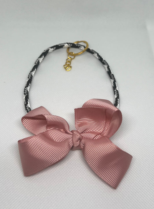 🤭Bow Wristlet Keychain💕